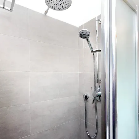 Labicana Apartment *
